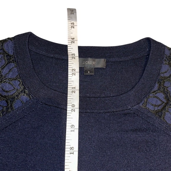J Crew Navy Blue 100% Merino Wool Livhtweight Crewneck Sweater Lace Size Small - Picture 4 of 7